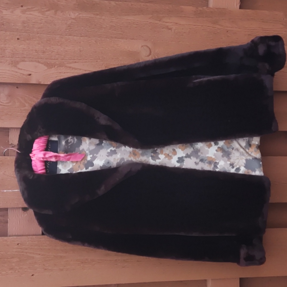 Ladies Size 6-8 Chocolate Faux Fur Coat